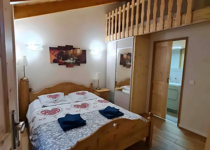 Дом отдыха Charming 3 Etoiles - 10 Pers Куршевель