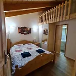 Holiday home Charming 3 Etoiles - 10 Pers Courchevel